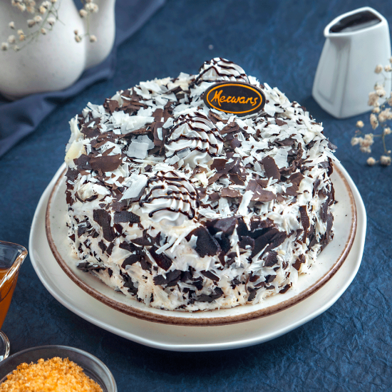 Russian Honey Crunch Cake from... - Bloomsbury's Cafe | Facebook