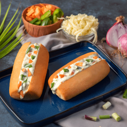 Veg. Cheese Roll [1 Pc]