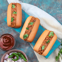Tandoori Chicken Tikka Roll [1 Pc]